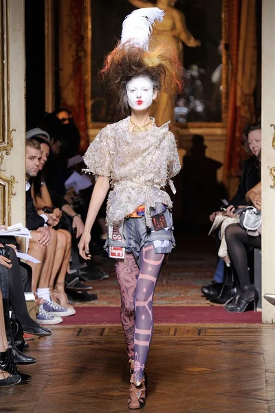 Look 4